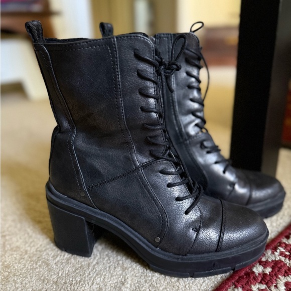 Rocket Dog Gunmetal Metallic Boots, Silver, Platform, chunky heel Y2K - Picture 3 of 5